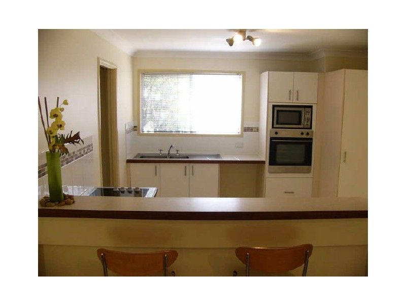 2/601 Pine Ridge Road, Biggera Waters QLD 4216