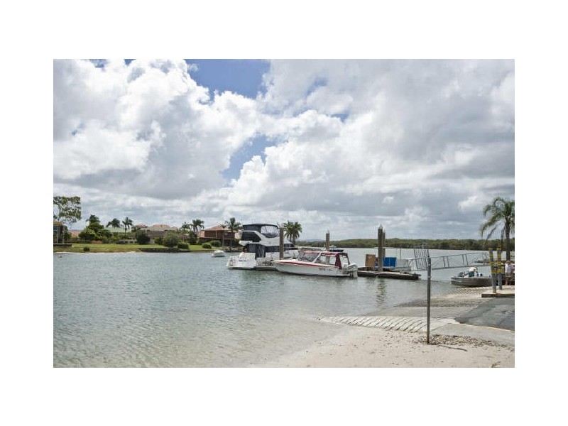 Lots 1 & 2/12 Drake Avenue, Paradise Point QLD 4216