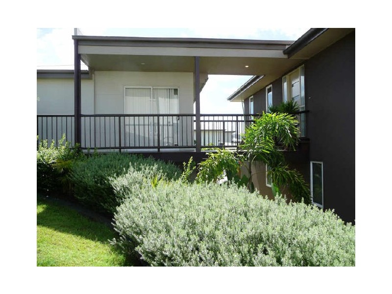 44 Cobb & Co Drive, Oxenford QLD 4210