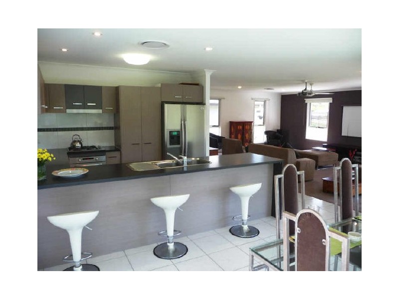 44 Cobb & Co Drive, Oxenford QLD 4210