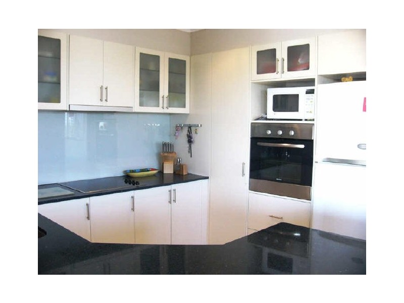 16/14 Jennifer Avenue, Runaway Bay QLD 4216