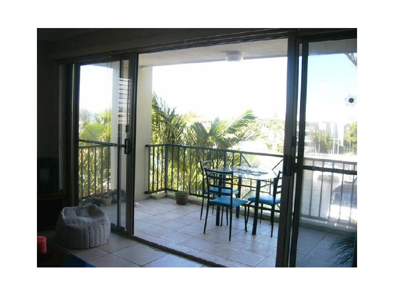 16/14 Jennifer Avenue, Runaway Bay QLD 4216