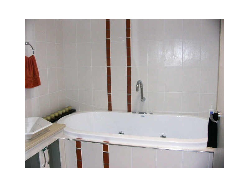 16/14 Jennifer Avenue, Runaway Bay QLD 4216