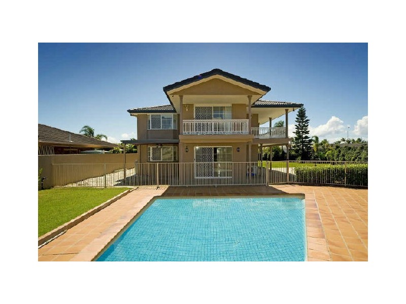 30 Karema Crescent, Runaway Bay QLD 4216