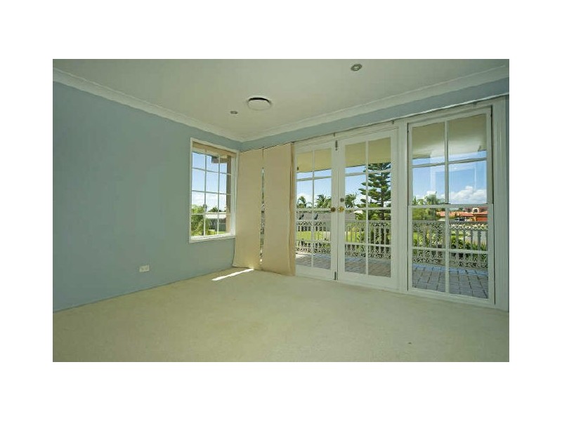 30 Karema Crescent, Runaway Bay QLD 4216