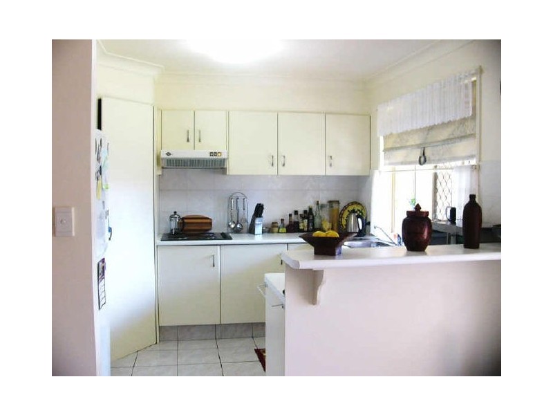 1/21 Eurimbula Court, Paradise Point QLD 4216