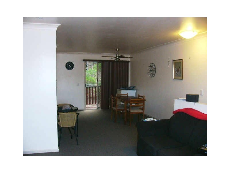 42/6 Ben Lomond Drive, Highland Park QLD 4211