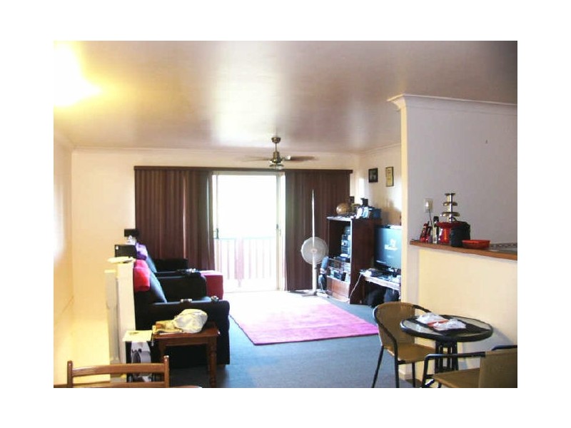 42/6 Ben Lomond Drive, Highland Park QLD 4211