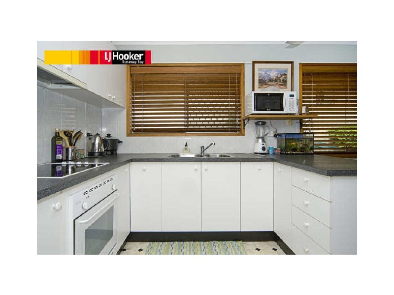 54 Ashgrove Avenue, Runaway Bay QLD 4216