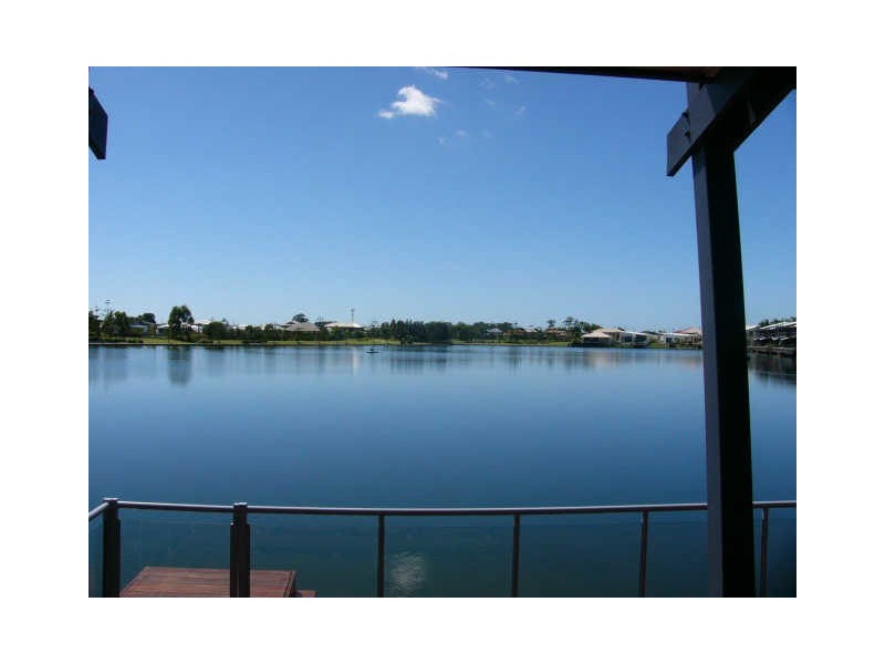 48/181 Lae Drive, Coombabah QLD 4216