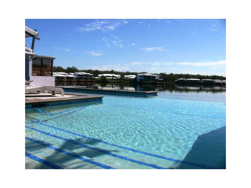 48/181 Lae Drive, Coombabah QLD 4216