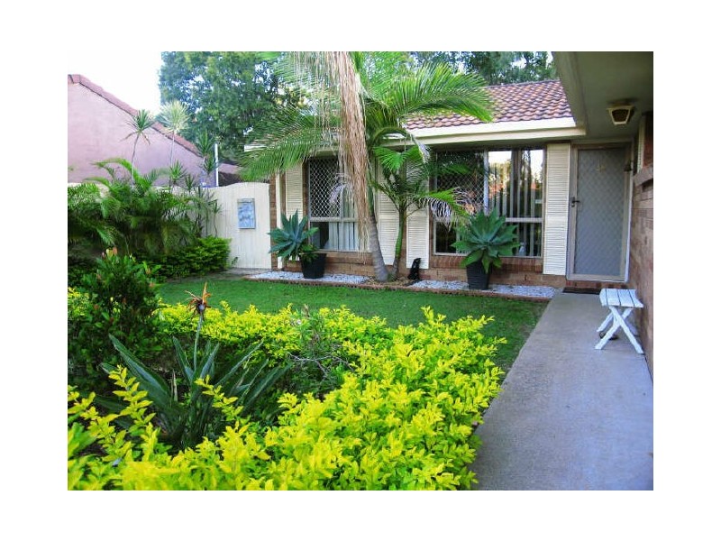 2/82 Kangaroo Avenue, Coombabah QLD 4216