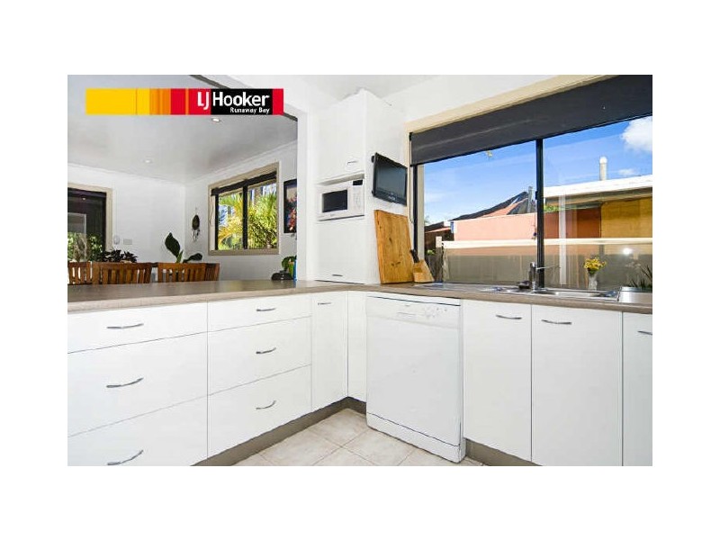 53 Mungera Street, Runaway Bay QLD 4216