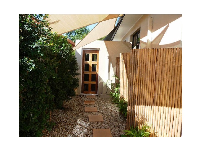 53 Mungera Street, Runaway Bay QLD 4216