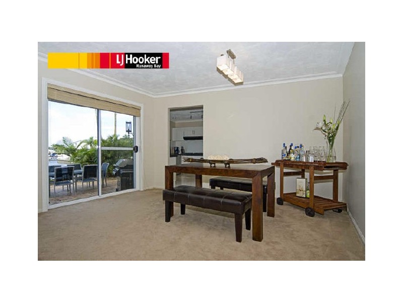 27 Midnight Court, Runaway Bay QLD 4216