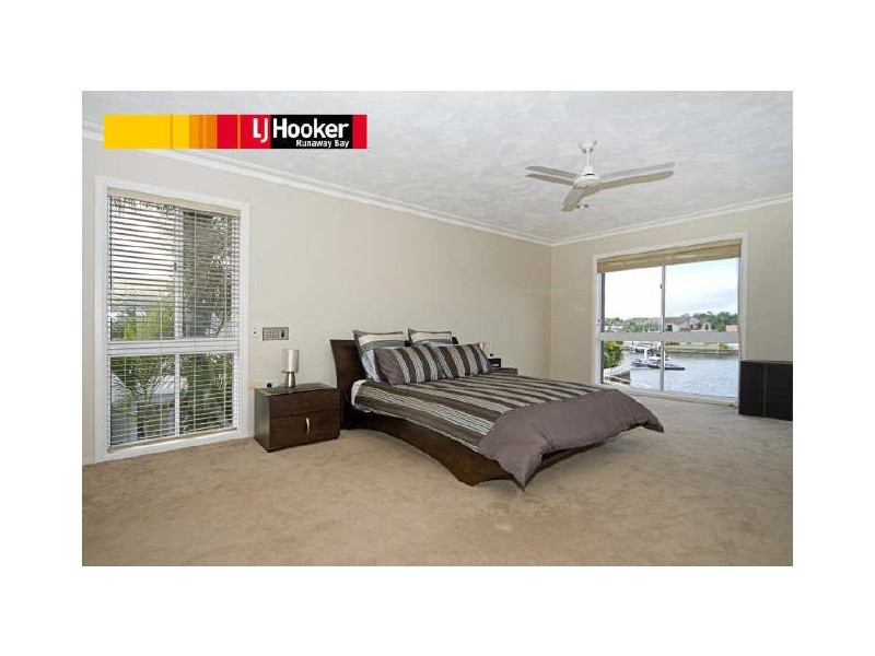27 Midnight Court, Runaway Bay QLD 4216