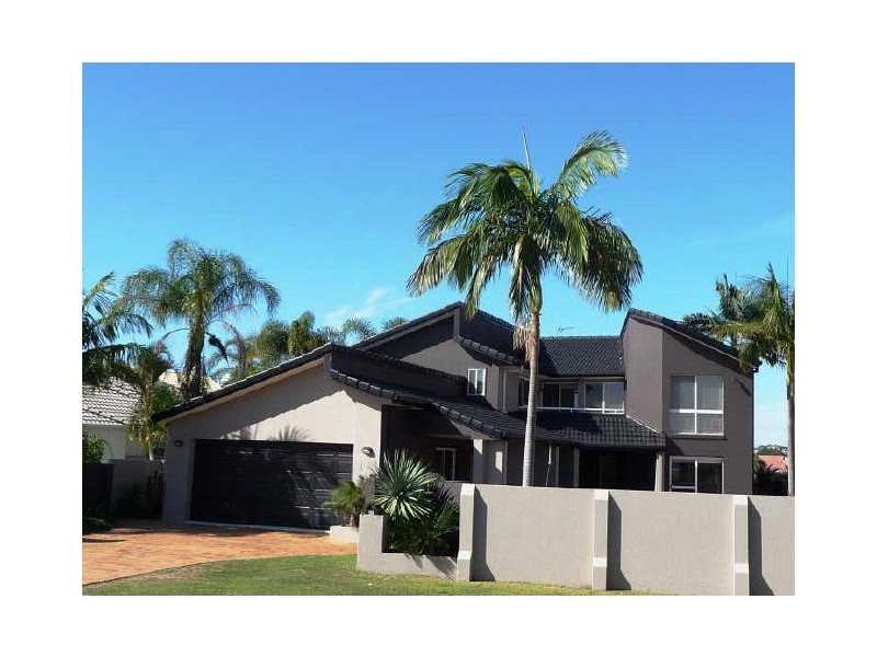 27 Midnight Court, Runaway Bay QLD 4216