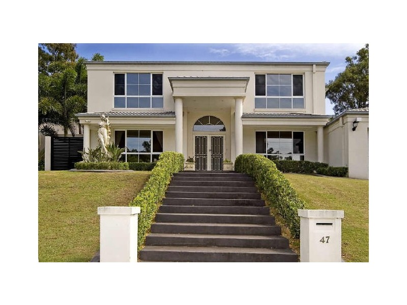 47 Canada Place, Arundel QLD 4214