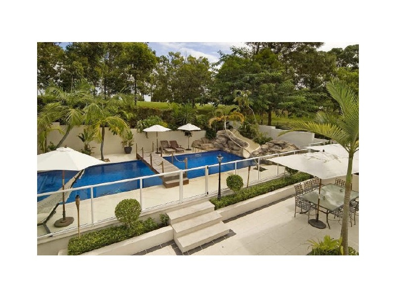 47 Canada Place, Arundel QLD 4214