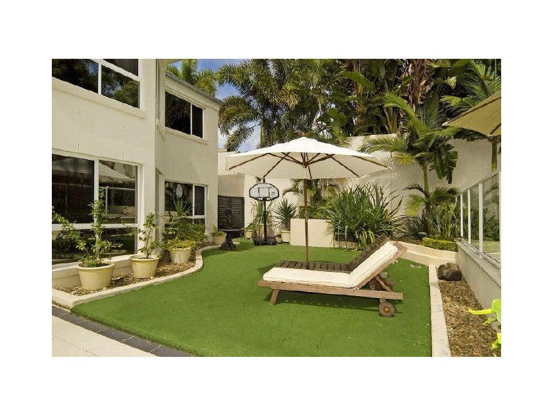 47 Canada Place, Arundel QLD 4214