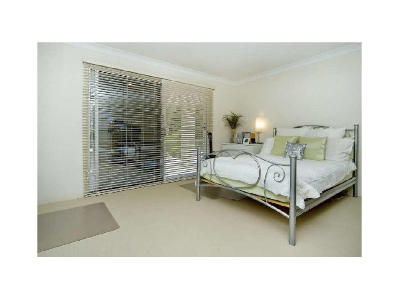 47 Canada Place, Arundel QLD 4214