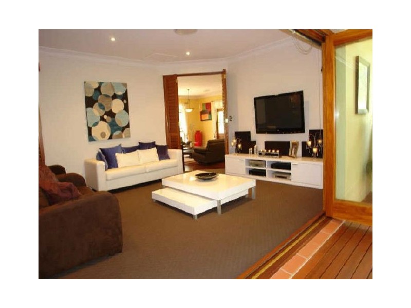 46 Canada Place, Arundel QLD 4214