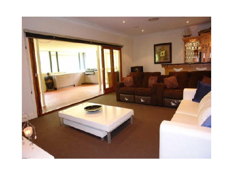 46 Canada Place, Arundel QLD 4214