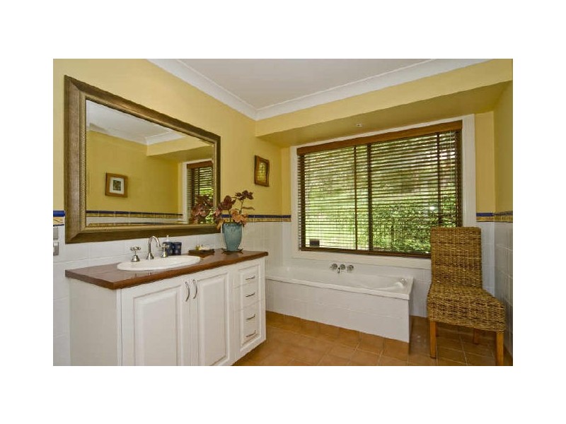 46 Canada Place, Arundel QLD 4214