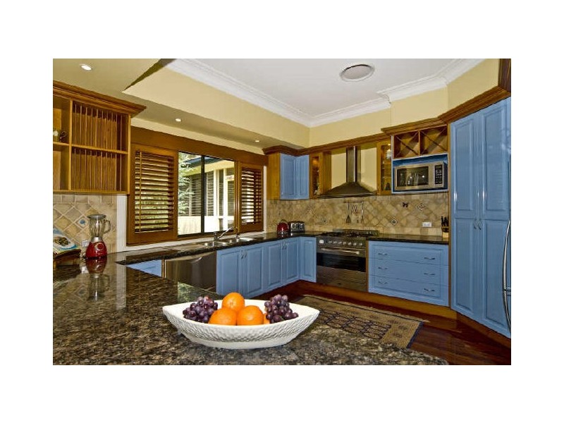 46 Canada Place, Arundel QLD 4214