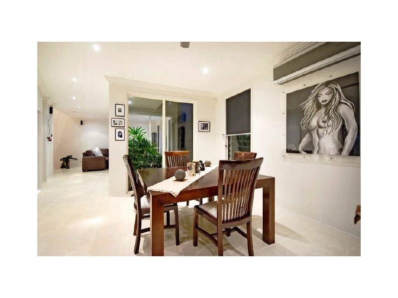 1/58 Bayview Street, Runaway Bay QLD 4216