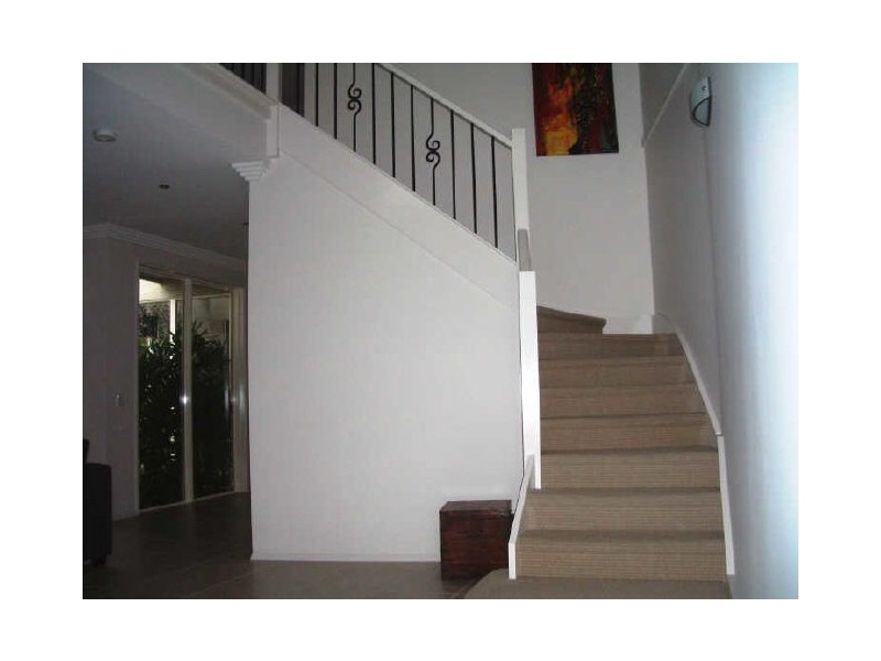 1/58 Bayview Street, Runaway Bay QLD 4216