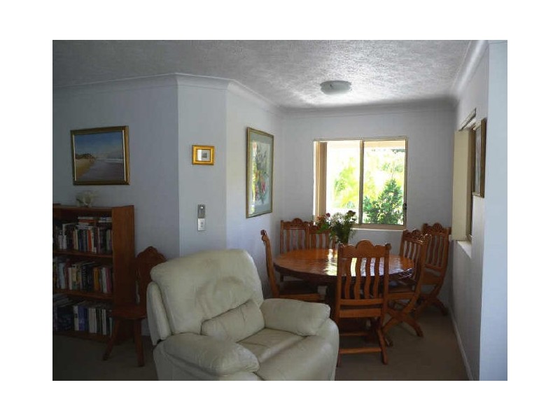 2/20 Oleander Avenue, Biggera Waters QLD 4216