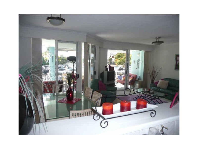 3/75 Morala Avenue, Runaway Bay QLD 4216