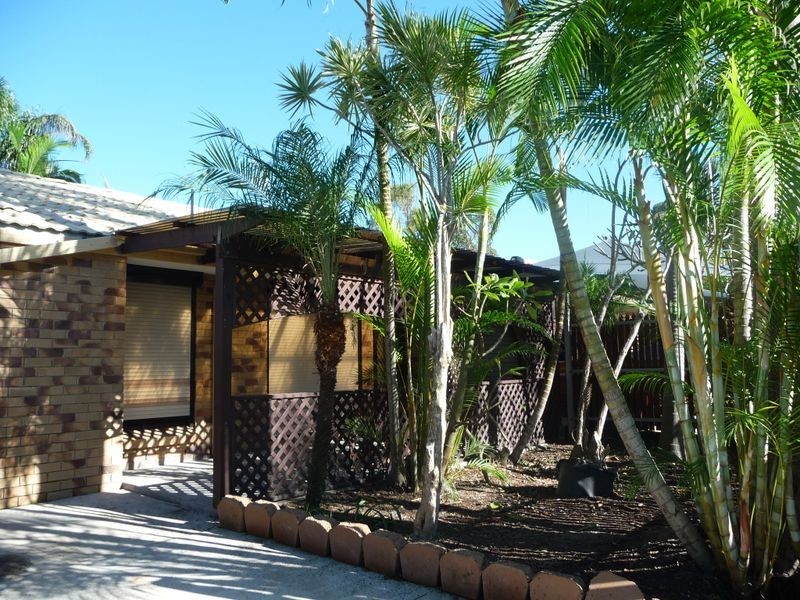 2/88 Kangaroo Avenue, Coombabah QLD 4216