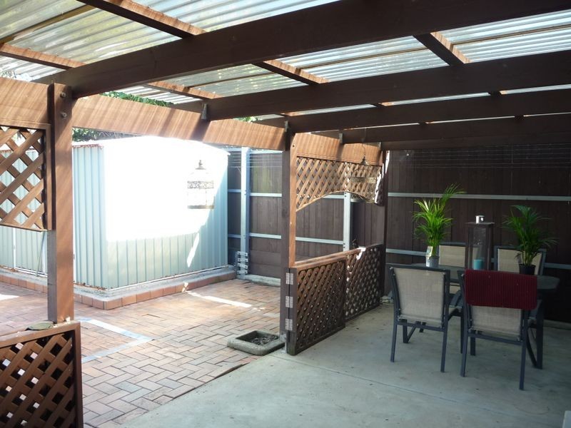 2/88 Kangaroo Avenue, Coombabah QLD 4216