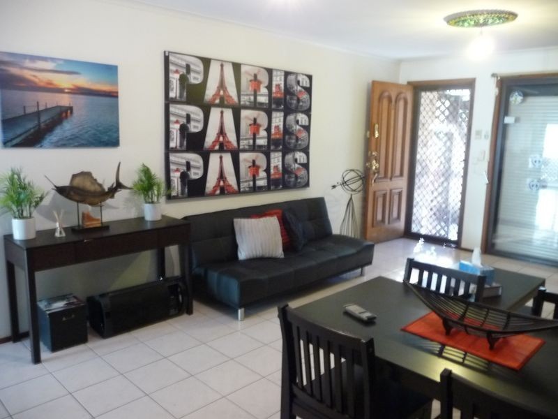 2/88 Kangaroo Avenue, Coombabah QLD 4216