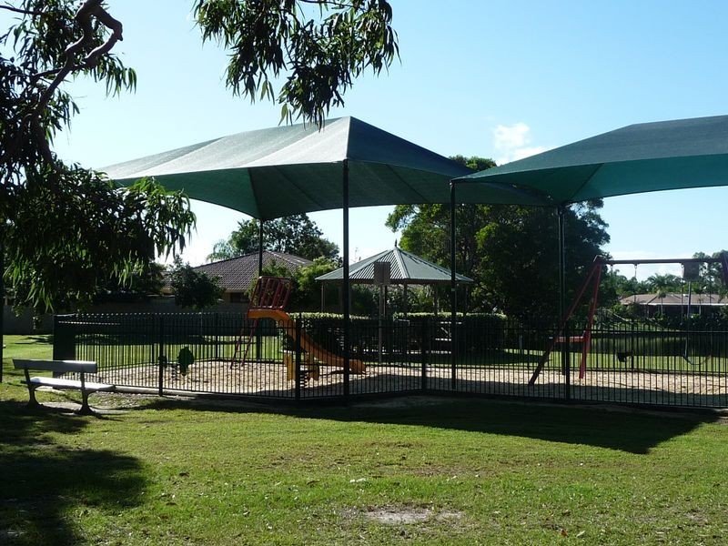 2/88 Kangaroo Avenue, Coombabah QLD 4216