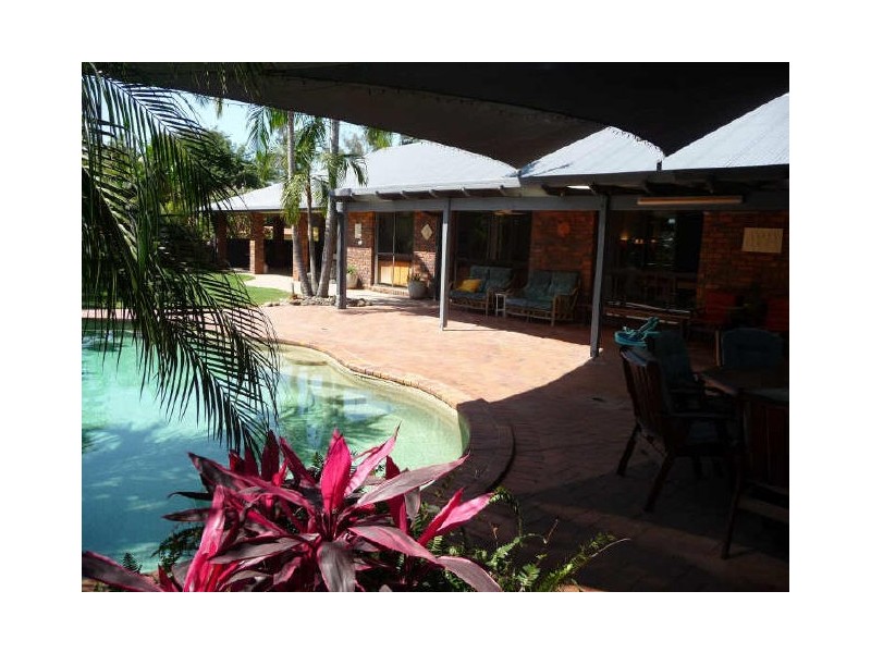 93 California Drive, Oxenford QLD 4210