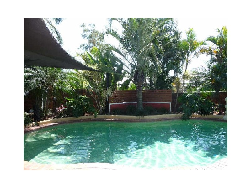 93 California Drive, Oxenford QLD 4210