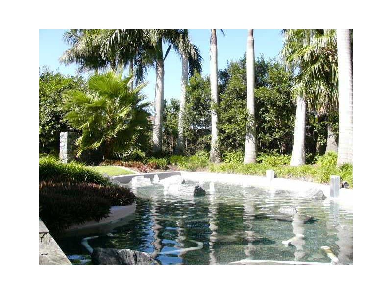 13/181 Lae Drive, Coombabah QLD 4216