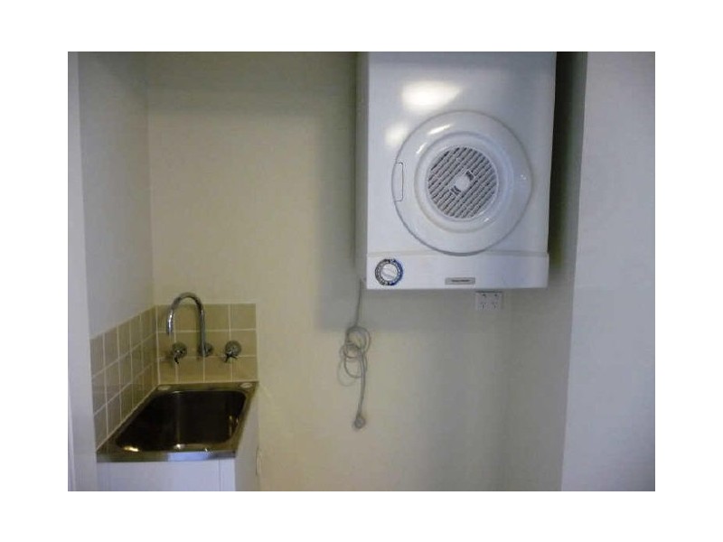 B 103 Sir John Overall Drive, Helensvale QLD 4212