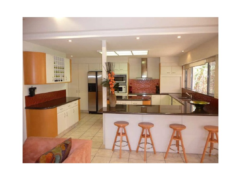 17/131 Morala Ave, Runaway Bay QLD 4216