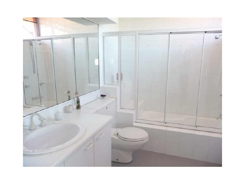 17/131 Morala Ave, Runaway Bay QLD 4216