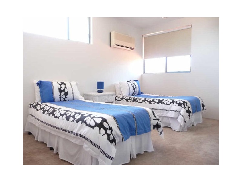 17/131 Morala Ave, Runaway Bay QLD 4216