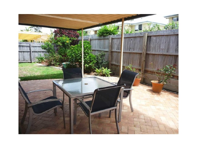 2/413 Oxley Drive, Runaway Bay QLD 4216