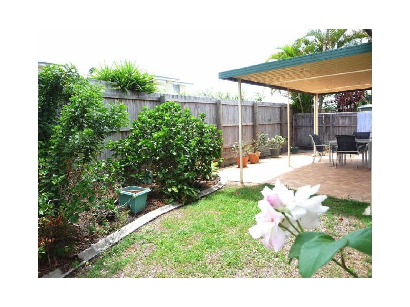 2/413 Oxley Drive, Runaway Bay QLD 4216