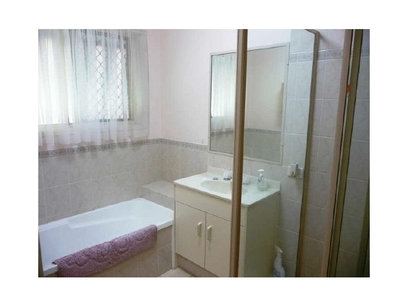 2/413 Oxley Drive, Runaway Bay QLD 4216