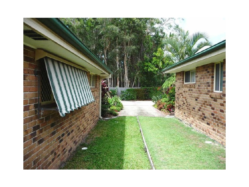 2/413 Oxley Drive, Runaway Bay QLD 4216