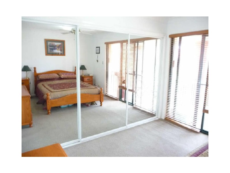 260/125 Hansford Rd, Coombabah QLD 4216