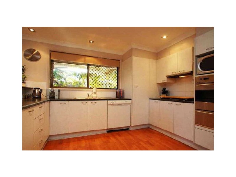 24 Mildura Drive, Helensvale QLD 4212